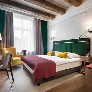 **** Hotel Golden Queen Polonia
