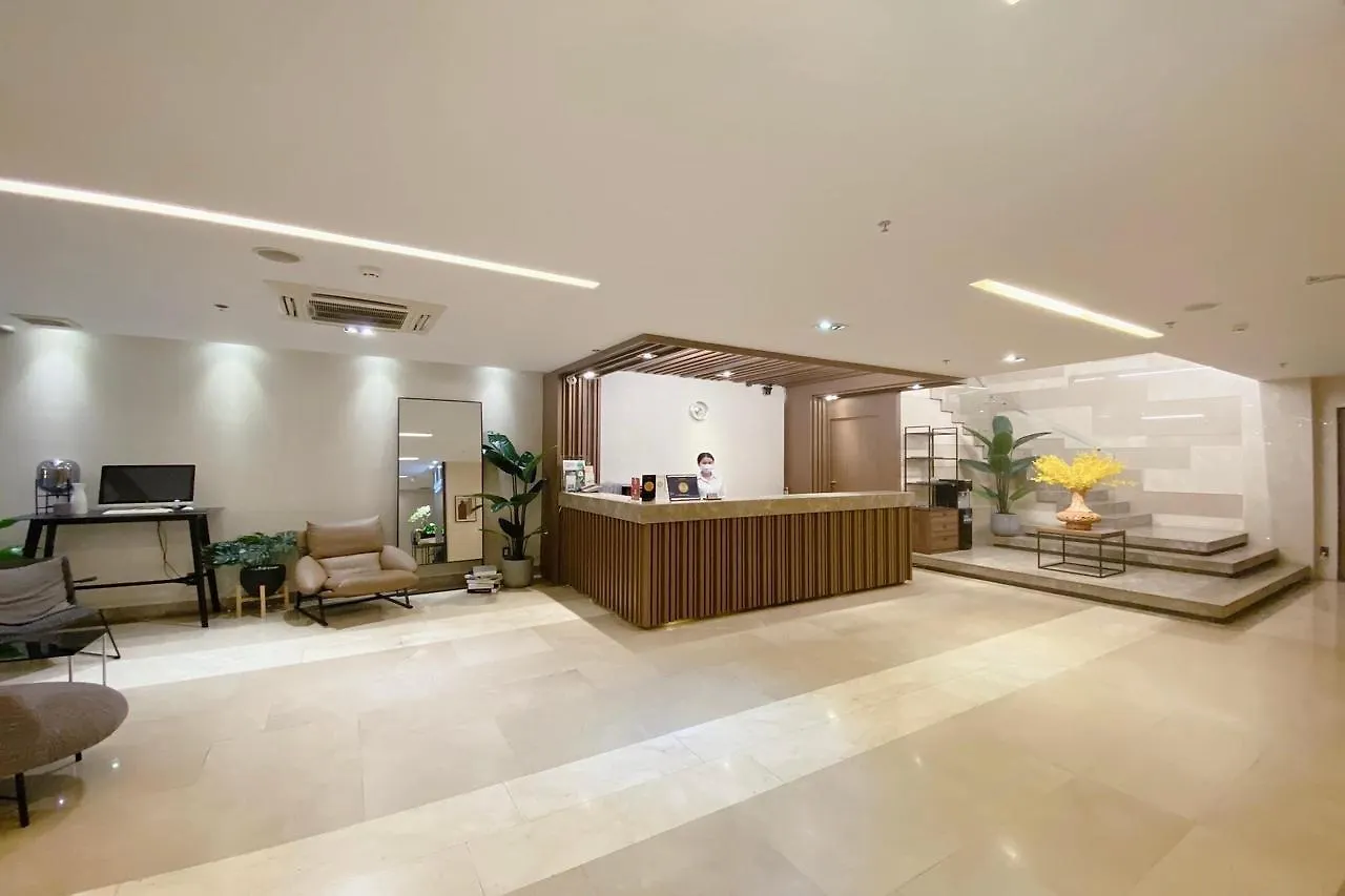 The Luxe Hotel Ho Chi Minh City 3*,