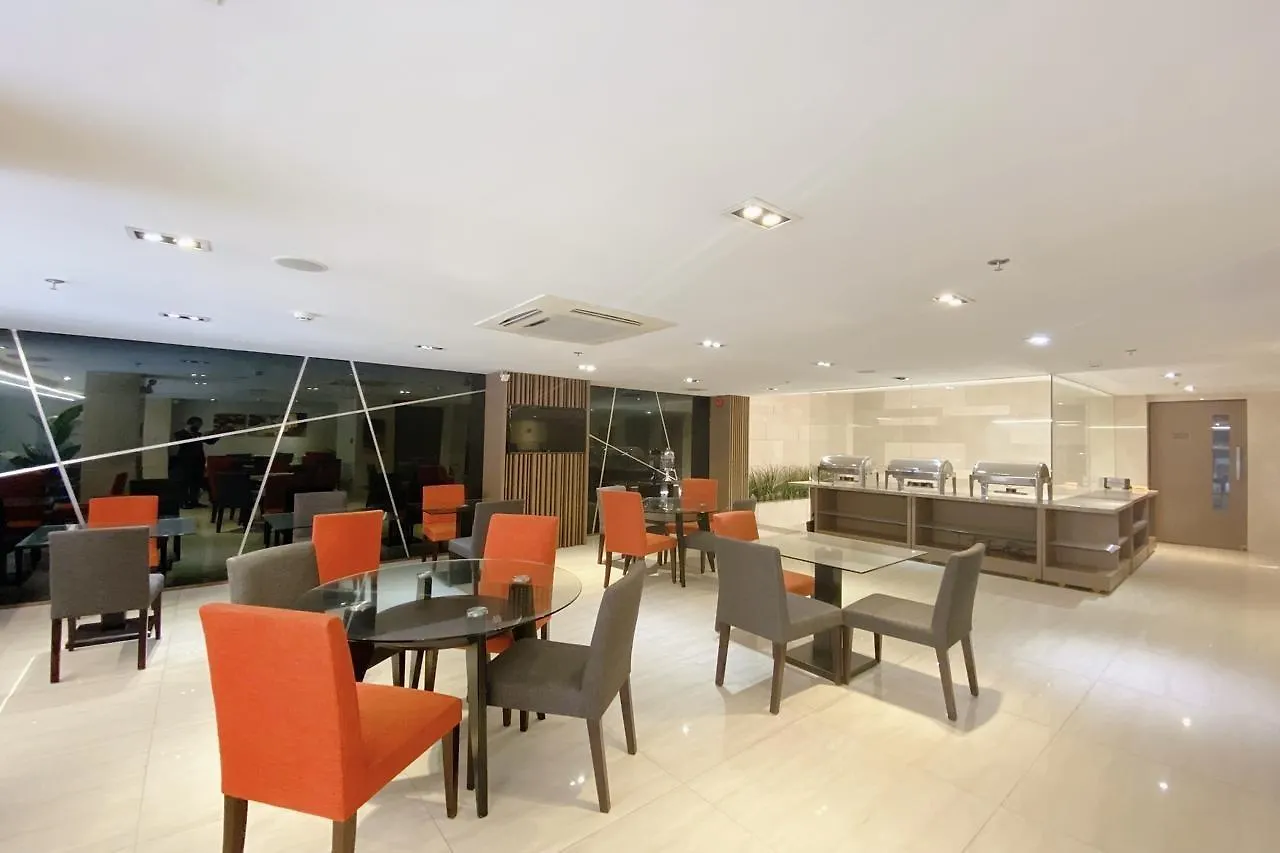 The Luxe Hotel Ho Chi Minh City 3*,  Vietnam